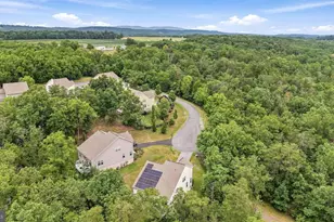 210 Woods Dr, Cross Junction, VA 22625 - Photo 71