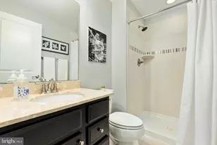 106 Atlantis Ln, Lake Frederick, VA 22630 - Photo 25