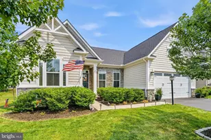 106 Fringetree Ct, Lake Frederick, VA 22630 - Photo 3