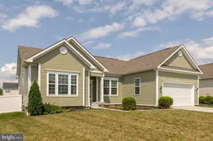 209 Bridgewater Dr, Stephens City, VA 22655 - Photo 3