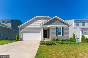 114 Curtain Fall Dr, Middletown, VA 22645 - Photo 1