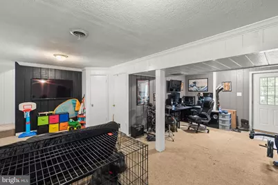 334 Overlook Drive, Cross Junction, VA 22625 - Photo 13