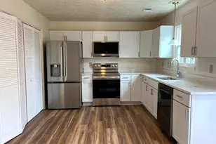 128 Parkside Dr, Winchester, VA 22602 - Photo 5