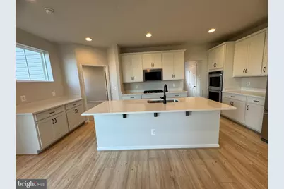 2484 Scotch Bonnet Drive, Winchester, VA 22603 - Photo 5