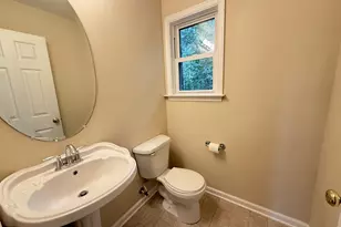 1234 Lakeview Dr, Cross Junction, VA 22625 - Photo 17