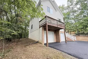 1234 Lakeview Dr, Cross Junction, VA 22625 - Photo 3