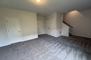 240 Parkland Dr, Stephenson, VA 22656 - Photo 9