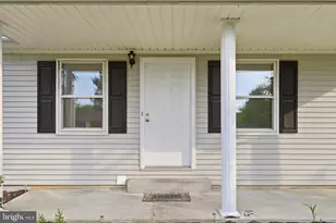 303 Hackberry Dr, Stephens City, VA 22655 - Photo 5