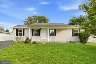 303 Hackberry Dr, Stephens City, VA 22655 - Photo 1
