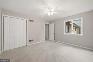 1003 Lakeview Dr, Cross Junction, VA 22625 - Photo 41