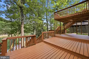 1003 Lakeview Dr, Cross Junction, VA 22625 - Photo 5