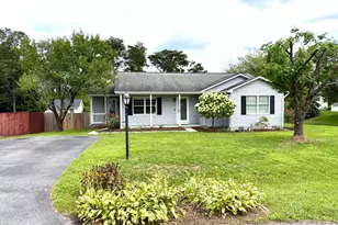 107 Kingsland Ct, Winchester, VA 22602 - Photo 1