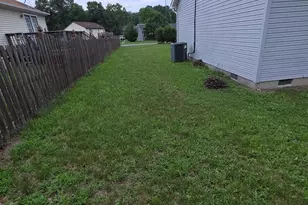 102 Geneva Pl, Winchester, VA 22603 - Photo 3