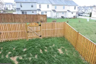 113 Windmill Ln, Winchester, VA 22602 - Photo 3