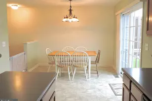 113 Windmill Ln, Winchester, VA 22602 - Photo 3
