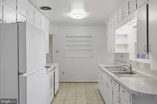 3044 N Frederick Pike, Winchester, VA 22603 - Photo 11
