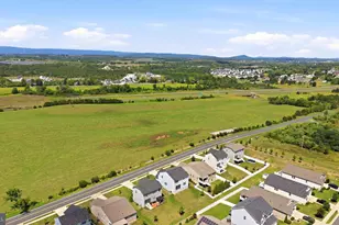 437 Town Run Ln, Stephens City, VA 22655 - Photo 53