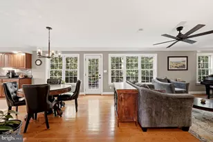 303 Northwood Cir, Cross Junction, VA 22625 - Photo 15