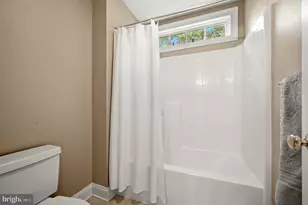 303 Northwood Cir, Cross Junction, VA 22625 - Photo 39