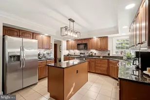 303 Northwood Cir, Cross Junction, VA 22625 - Photo 19
