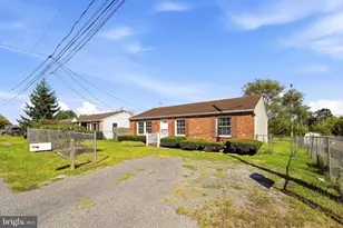 102 Green Park Ct, Winchester, VA 22602 - Photo 3