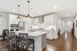 109 Walleye Ct, Lake Frederick, VA 22630 - Photo 7