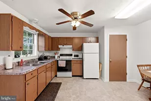 261 Waterford Ln, Winchester, VA 22602 - Photo 11