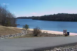 1258 Lakeview Dr, Cross Junction, VA 22625 - Photo 7