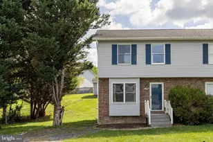 110 Lakeridge Dr, Stephens City, VA 22655 - Photo 1