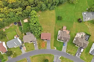409 Fortress Dr, Winchester, VA 22603 - Photo 15