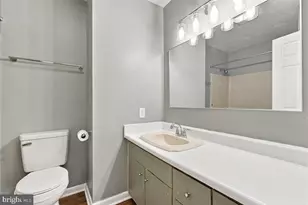409 Sunset Cir, Cross Junction, VA 22625 - Photo 27