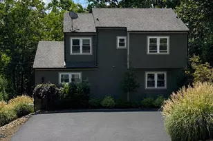 203 Fairway Cir, Cross Junction, VA 22625 - Photo 1