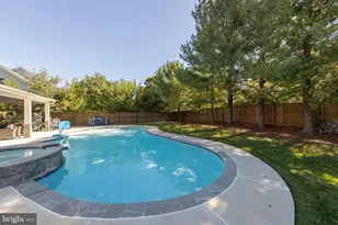205 Crestleigh Dr, Winchester, VA 22602 - Photo 25