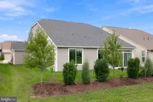 121 Foam Flower Dr, Lake Frederick, VA 22630 - Photo 33