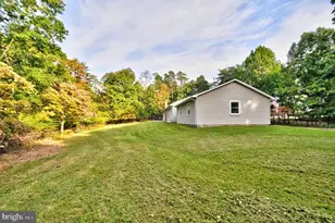 227 Slate Ln, Stephenson, VA 22656 - Photo 9