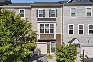 105 Poinsettia Wy, Stephenson, VA 22656 - Photo 1