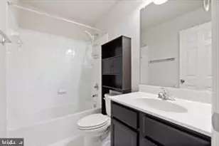 105 Poinsettia Wy, Stephenson, VA 22656 - Photo 25