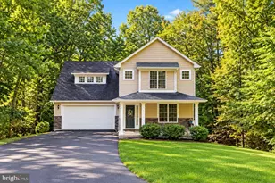 232 Greenbriar Cir, Cross Junction, VA 22625 - Photo 1