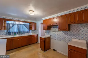 1591 Woodstock Ln, Winchester, VA 22602 - Photo 11