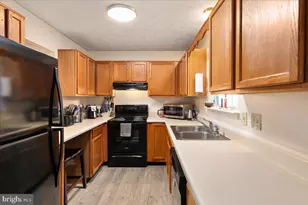 303 Sutton Ct, Winchester, VA 22601 - Photo 7