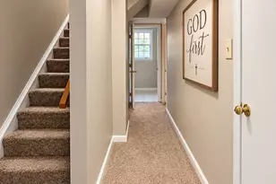219 Tudor Dr, Winchester, VA 22603 - Photo 9