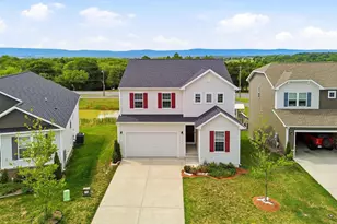 102 Curtain Fall Dr, Middletown, VA 22645 - Photo 1