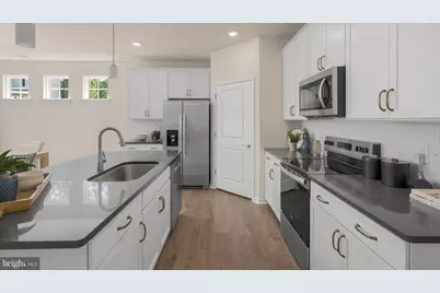 243 Hydrangea Way, Winchester, VA 22602 - Photo 3