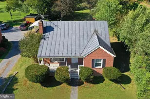 5117 Main St, Stephens City, VA 22655 - Photo 3