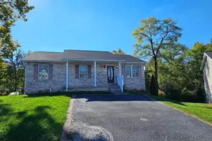 133 Nature Dr, Stephens City, VA 22655 - Photo 1
