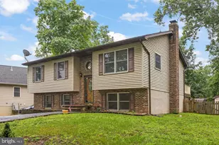 1226 Lakeview Dr, Cross Junction, VA 22625 - Photo 5