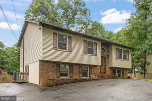 1226 Lakeview Dr, Cross Junction, VA 22625 - Photo 3