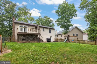 1226 Lakeview Drive, Cross Junction, VA 22625 - Photo 7