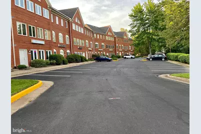 299 Herndon Parkway #106, Herndon, VA 20170 - Photo 3