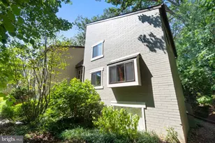 11735 Ledura Ct, Reston, VA 20191 - Photo 23